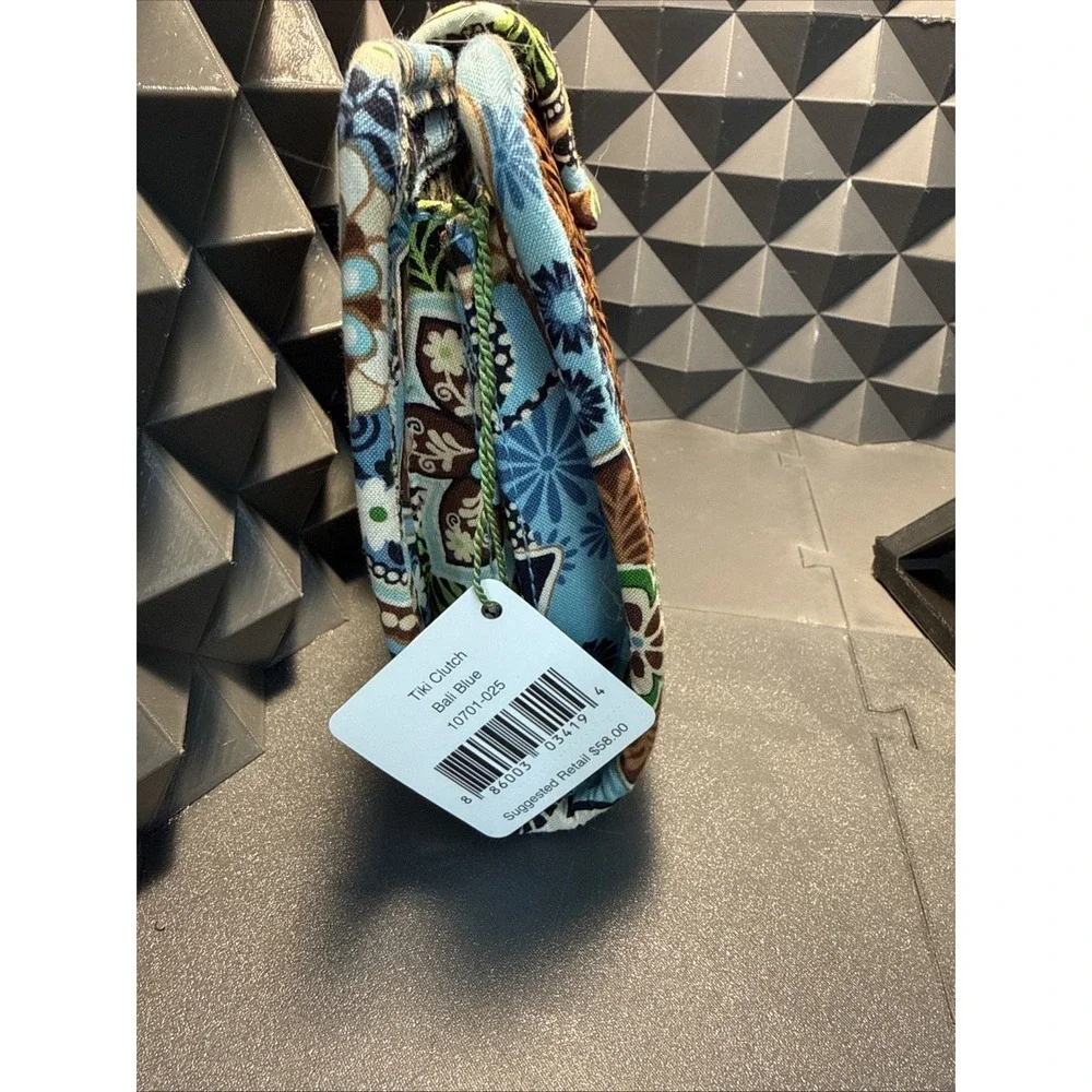NEW Clutch Purse Vera Bradley Tiki Floral Bali Blue Woven Snap Summer With Tag